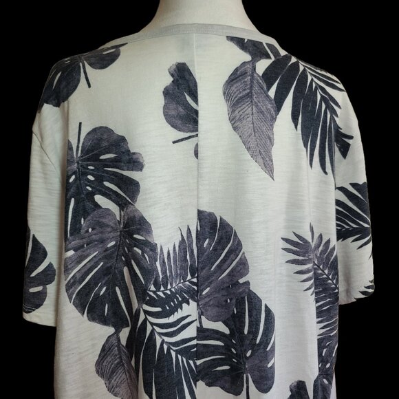 Old Navy T-Shirt Dress - Picture 3 of 5